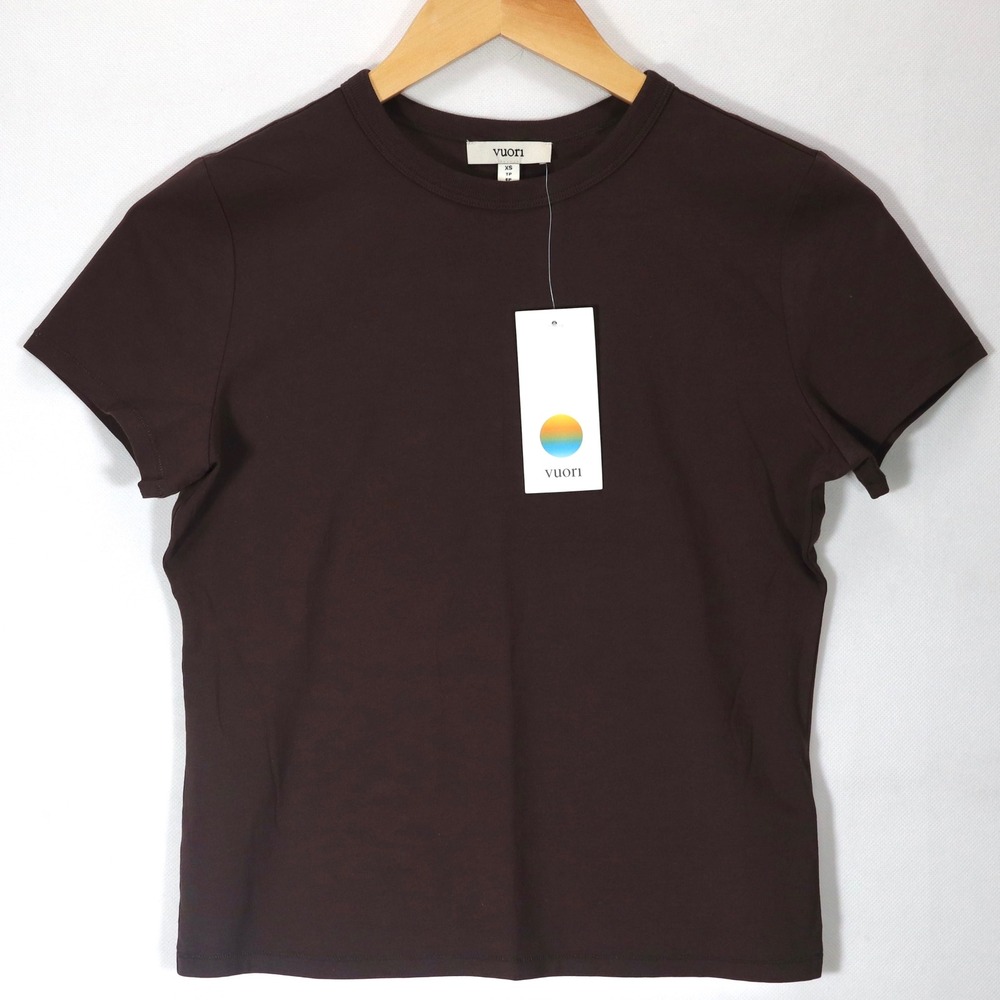 Vuori Womens XS Feather Classic Tee NWT French Roast Brown Short Sleeve Active